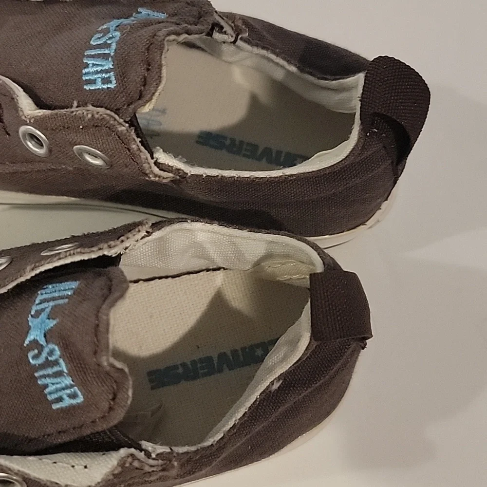 Converse slip sneakers